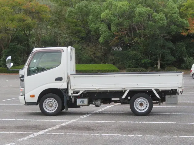 トヨタ ダイナ LDF-KDY281(4WD)の写真4