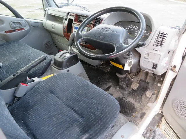 トヨタ ダイナ LDF-KDY281(4WD)の写真11