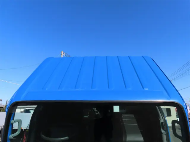 いすゞ エルフ TPG-NKR85AN(2WD)の写真7