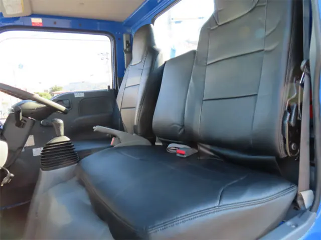 いすゞ エルフ TPG-NKR85AN(2WD)の写真10