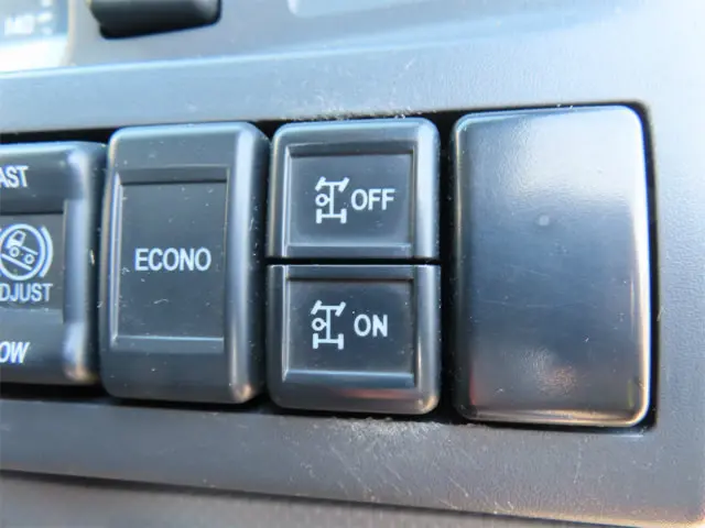 いすゞ エルフ TPG-NKR85AN(2WD)の写真15