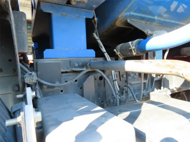 いすゞ エルフ TPG-NKR85AN(2WD)の写真39