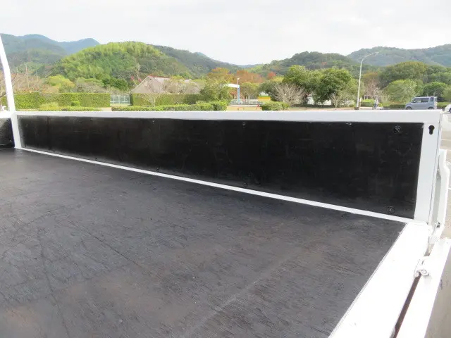 いすゞ エルフ SKG-NPR85AR(2WD)の写真26