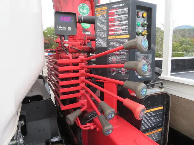 いすゞ エルフ SKG-NPR85AR(2WD)の写真37