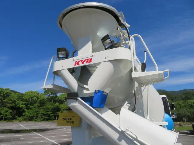 日野 レンジャー 2KG-GC2ABA(2WD)の写真29