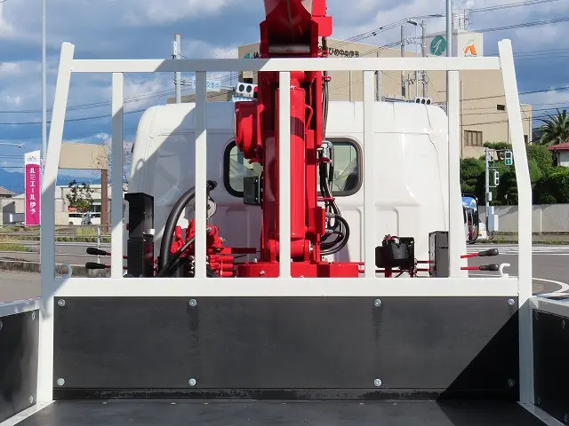 三菱 キャンター 2RG-FEAV0(2WD)の写真27