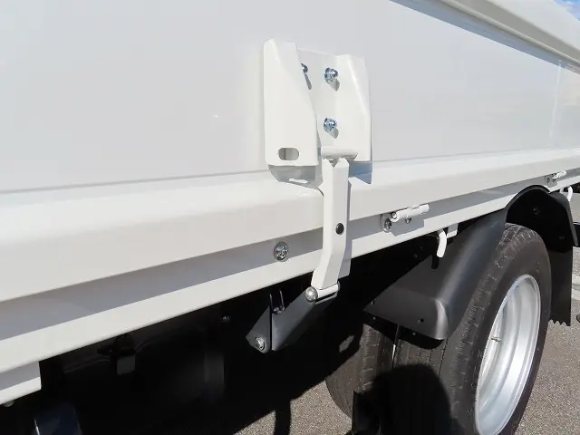 三菱 キャンター 2RG-FEAV0(2WD)の写真34