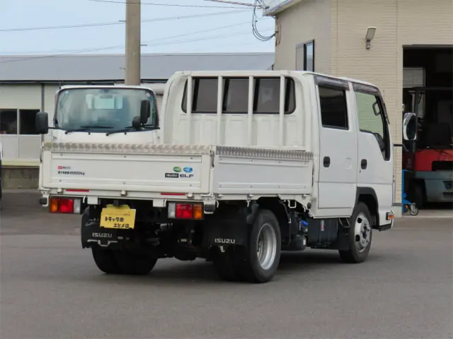いすゞ エルフ 2RG-NJR88A(2WD)の写真3