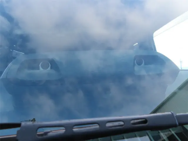 いすゞ エルフ 2RG-NJR88A(2WD)の写真24