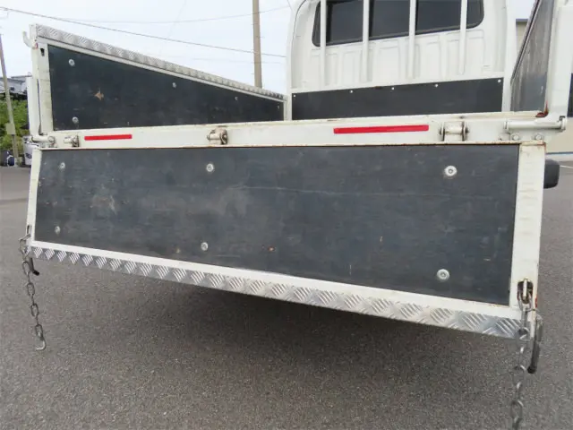 いすゞ エルフ 2RG-NJR88A(2WD)の写真31