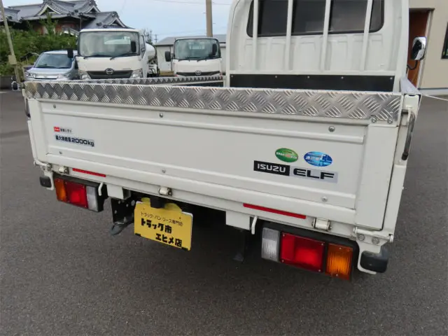 いすゞ エルフ 2RG-NJR88A(2WD)の写真34
