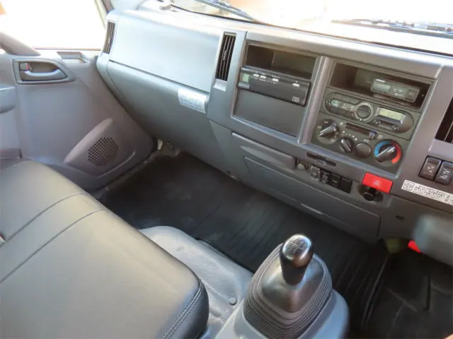 いすゞ エルフ TKG-NPR85YN(2WD)の写真13