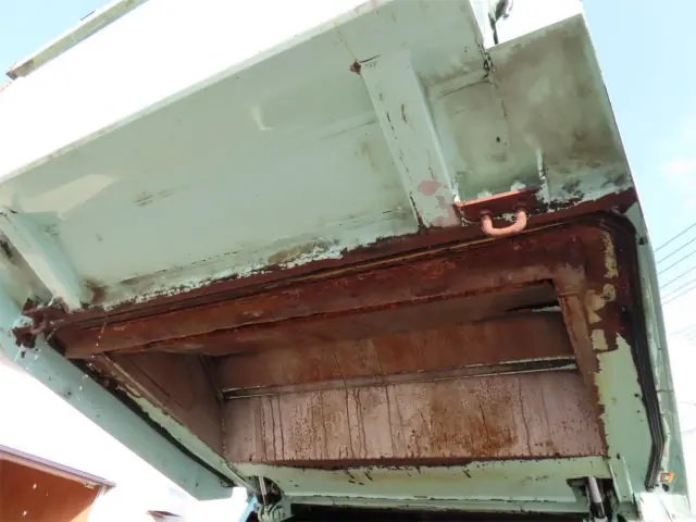 いすゞ エルフ TKG-NPR85YN(2WD)の写真26