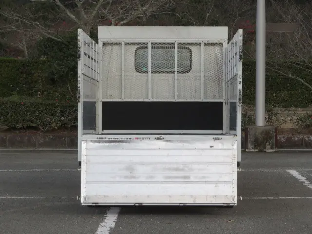 いすゞ エルフ TKG-NJR85A(2WD)の写真9