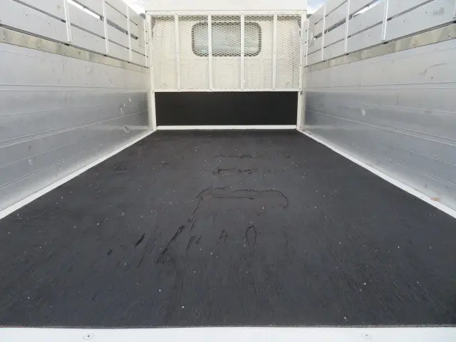 いすゞ エルフ TKG-NJR85A(2WD)の写真21