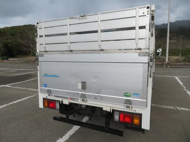 いすゞ エルフ TKG-NJR85A(2WD)の写真31