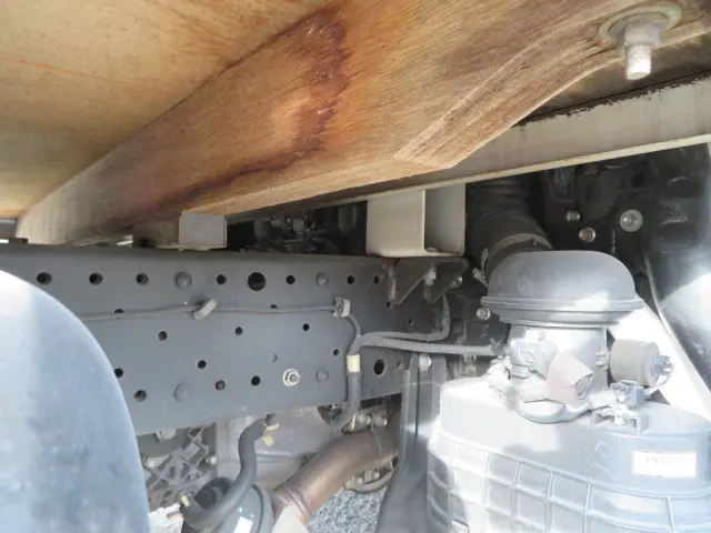 いすゞ エルフ TKG-NJR85A(2WD)の写真41