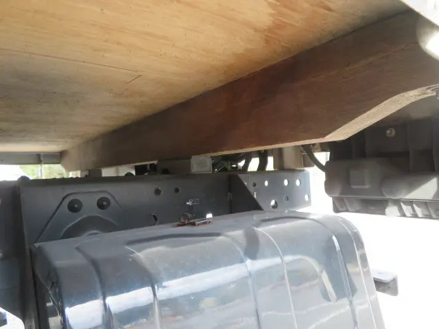 いすゞ エルフ TKG-NJR85A(2WD)の写真43