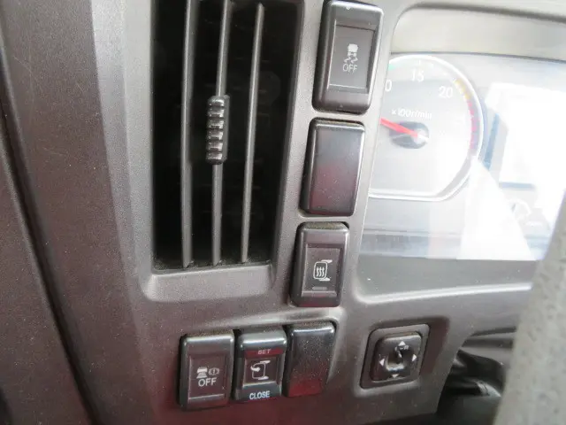 いすゞ ギガ 2DG-EXZ52CK(6x4)の写真14