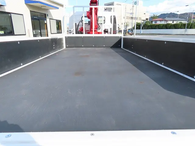 三菱 キャンター 2PG-FEB90(2WD)の写真23