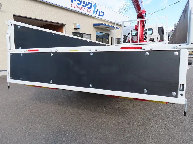三菱 キャンター 2PG-FEB90(2WD)の写真27