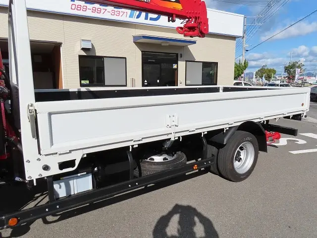 三菱 キャンター 2PG-FEB90(2WD)の写真28