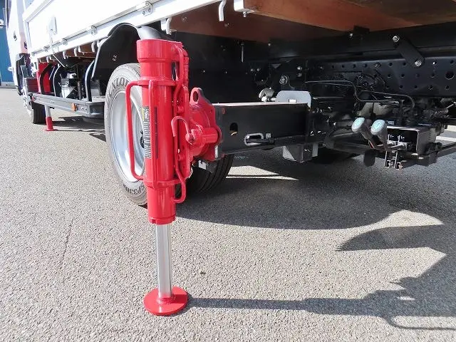 三菱 キャンター 2PG-FEB90(2WD)の写真35