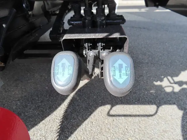 三菱 キャンター 2PG-FEB90(2WD)の写真42