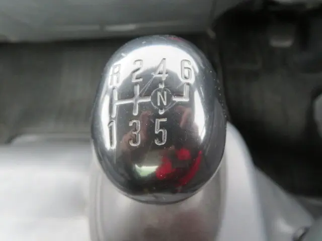 いすゞ エルフ TKG-NPR85YN(2WD)の写真16