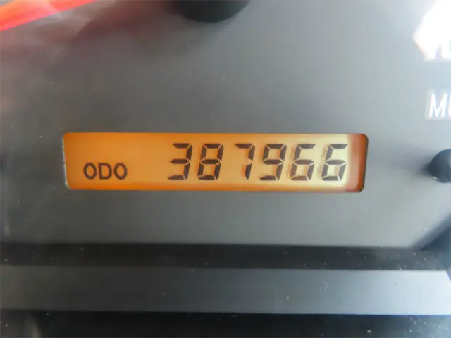 いすゞ フォワード QKG-FVZ34U2(6x4)の写真14