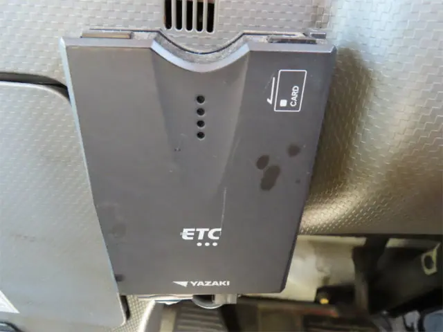 いすゞ フォワード QKG-FVZ34U2(6x4)の写真23