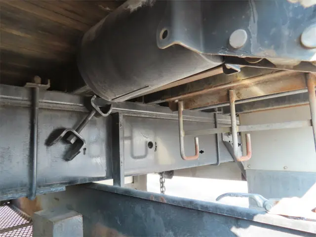 いすゞ フォワード QKG-FVZ34U2(6x4)の写真49