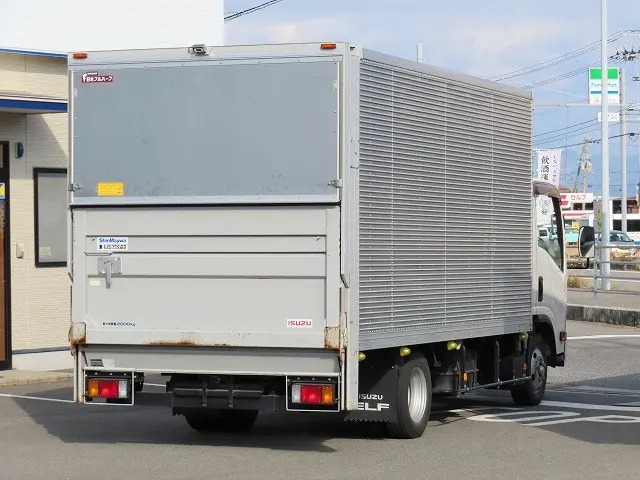 いすゞ エルフ TRG-NPR85AN(2WD)の写真3
