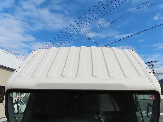 いすゞ エルフ TRG-NPR85AN(2WD)の写真7