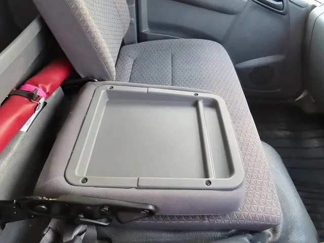 いすゞ エルフ TRG-NPR85AN(2WD)の写真12