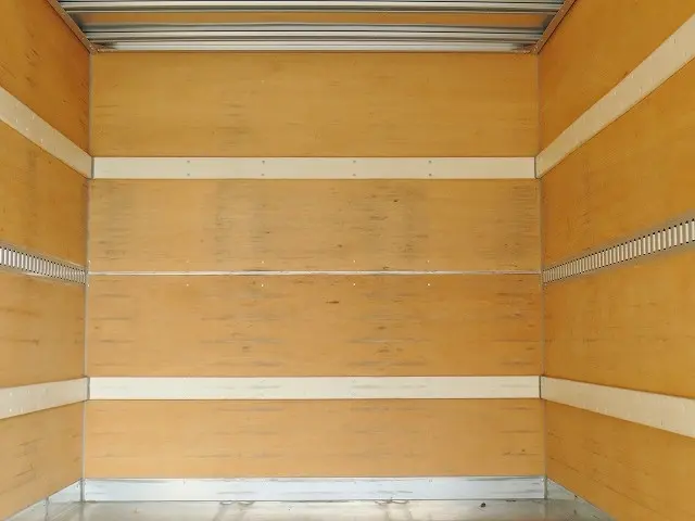 いすゞ エルフ TRG-NPR85AN(2WD)の写真24