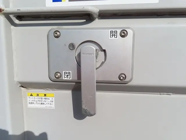 いすゞ エルフ TRG-NPR85AN(2WD)の写真36