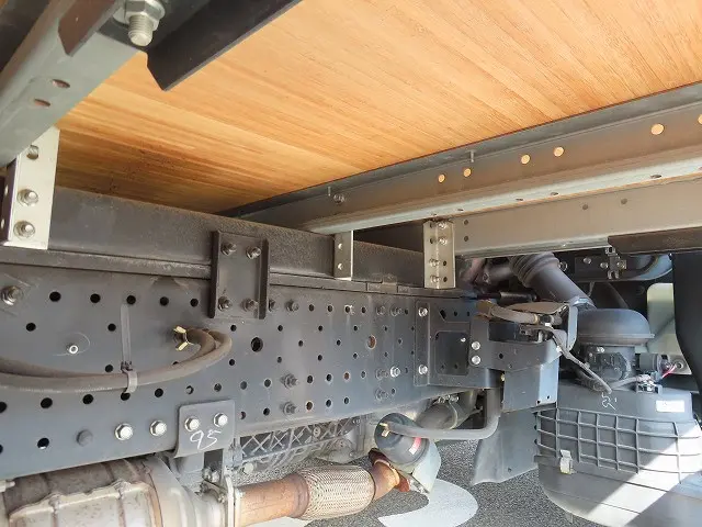 いすゞ エルフ TRG-NPR85AN(2WD)の写真47