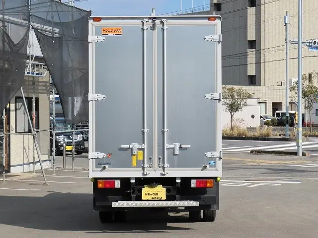 日野 デュトロ 2KG-XZU695M(4WD)の写真8