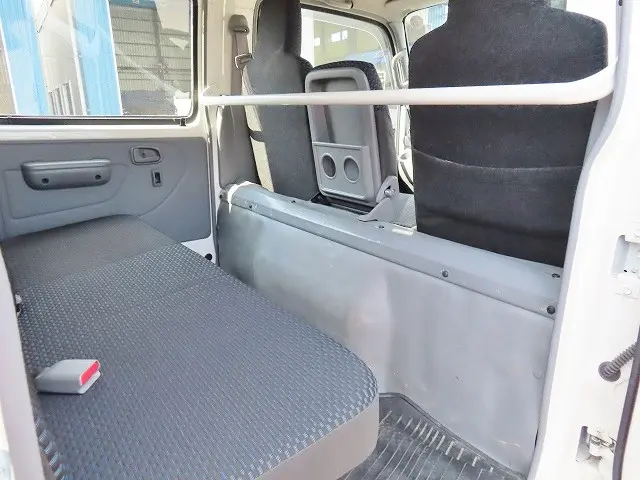 日野 デュトロ 2KG-XZU695M(4WD)の写真31