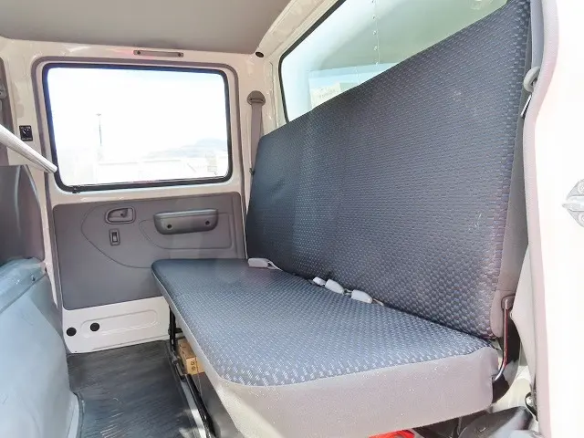 日野 デュトロ 2KG-XZU695M(4WD)の写真32
