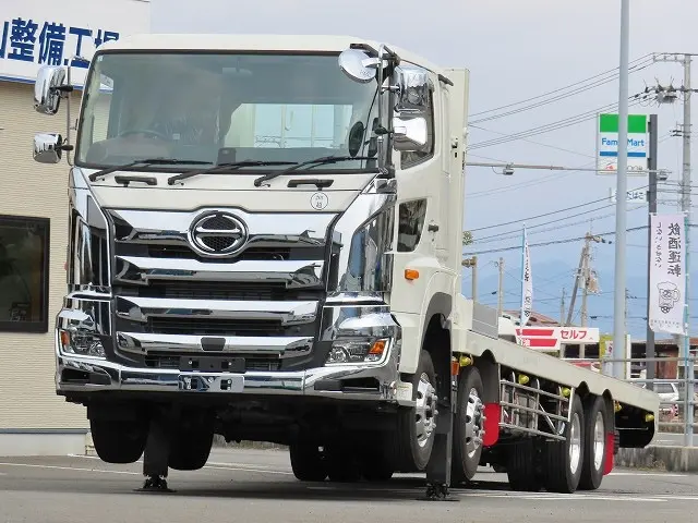 日野 プロフィア 2DG-FW1AHC(8x4)の写真1