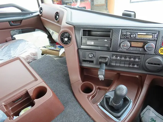 日野 プロフィア 2DG-FW1AHC(8x4)の写真15