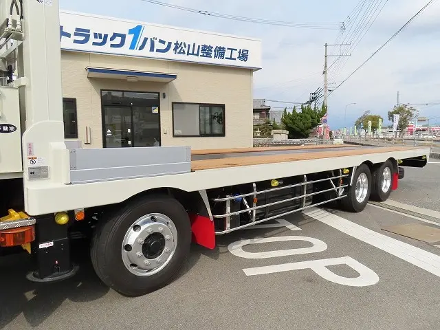 日野 プロフィア 2DG-FW1AHC(8x4)の写真33