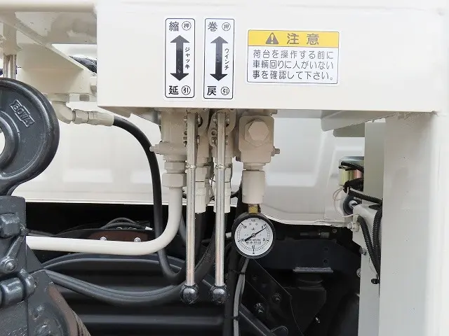 日野 プロフィア 2DG-FW1AHC(8x4)の写真39