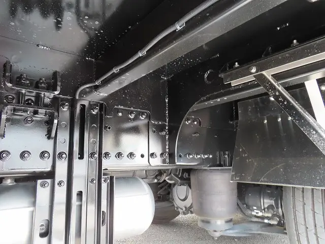 日野 プロフィア 2DG-FW1AHC(8x4)の写真48