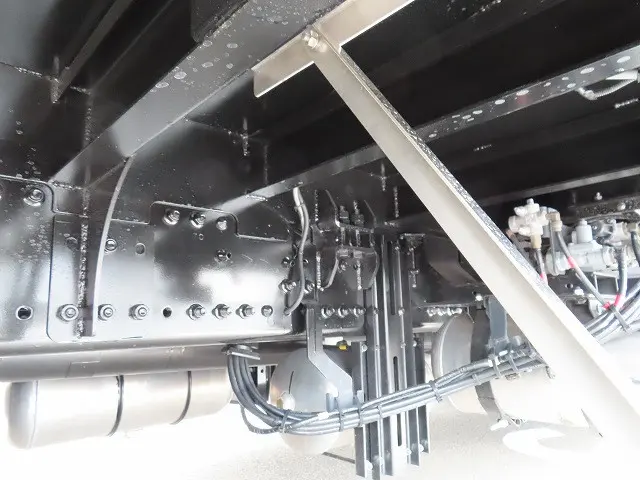 日野 プロフィア 2DG-FW1AHC(8x4)の写真49