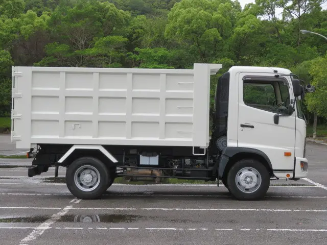 日野 レンジャー 2KG-FC2ABA(2WD)の写真5