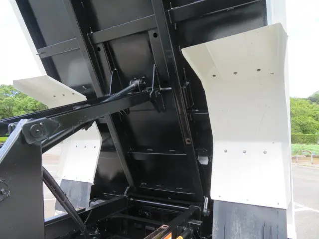 日野 レンジャー 2KG-FD2ABA(2WD)の写真49