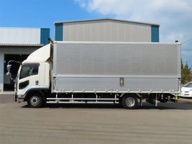 いすゞ フォワード 2RG-FRR90T2(2WD)の写真4